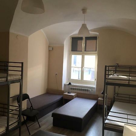 Hostel Staromiejski Γκνιέζνο Εξωτερικό φωτογραφία