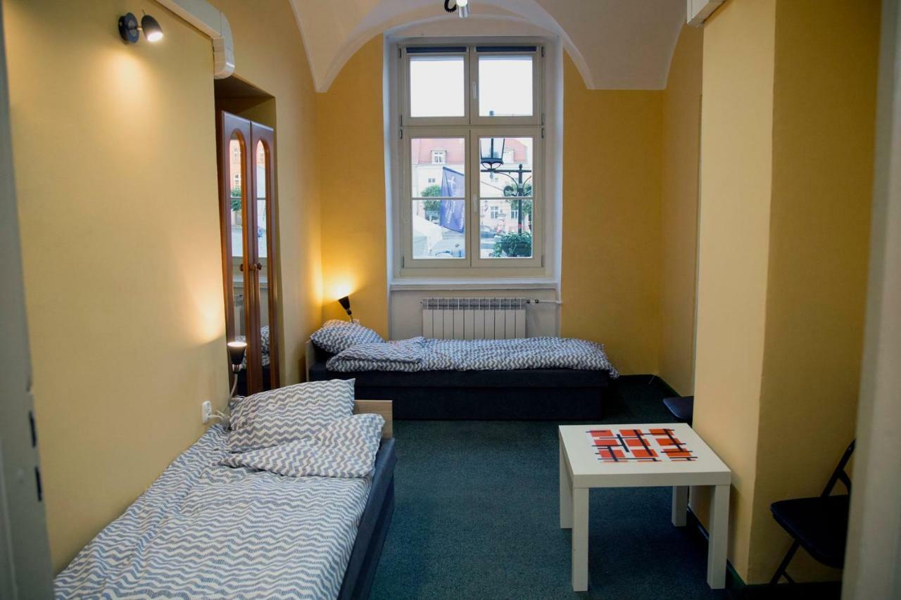Hostel Staromiejski Γκνιέζνο Εξωτερικό φωτογραφία