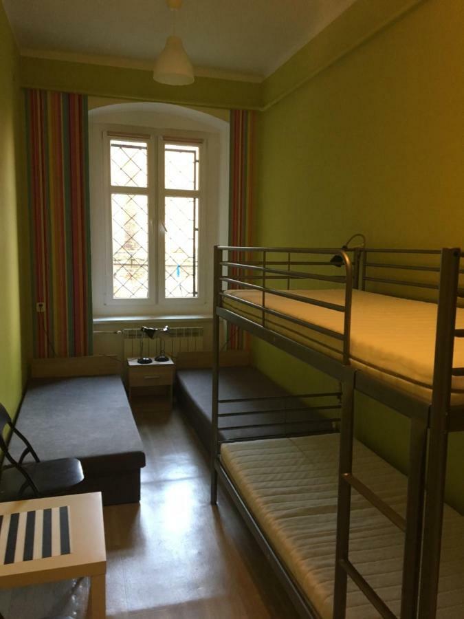 Hostel Staromiejski Γκνιέζνο Εξωτερικό φωτογραφία